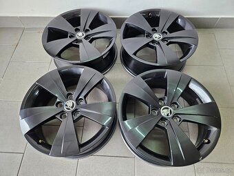 Alu kola Orig. Skoda Triton 5x112 17" - 2