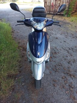 Skútr 50 ccm - 2
