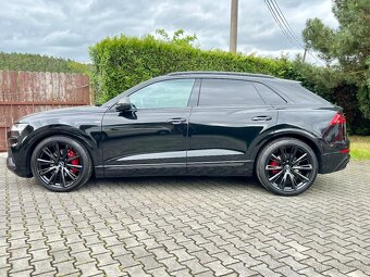 Audi Q8 50TDI quattro / 4WS / HEAD-UP / 2024 - 2