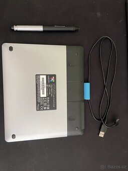 Kreslicí tablet Wacom CTH-480 - 2