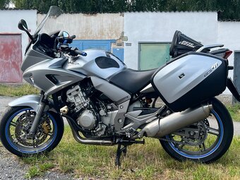 Honda CBF 1000 - 2