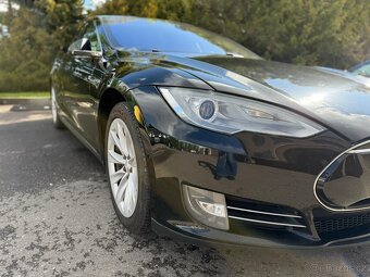 Tesla model S 85 free supercharger nové baterie Autopilot - 2