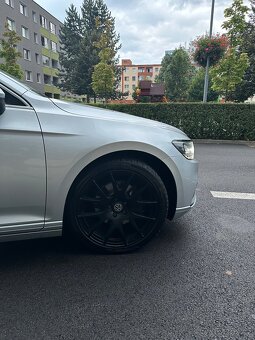 Volkswagen Vw Passat B8.5 Evo 2.0 TDI 110kw New Business - 2