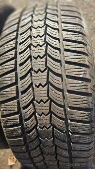 215/50R17 - 2