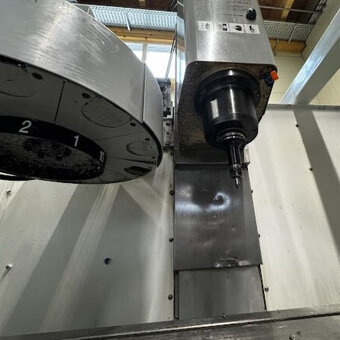 Obráběcí centra - vertikální 30 HV - 2