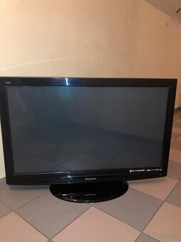 Plně funkční plazma televize 42" Panasonic VIERA TX-P42U10E - 2