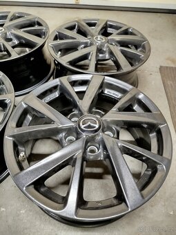 ALU Mazda 5x114,3 6,5J R16 ET45 střed 67mm - 2