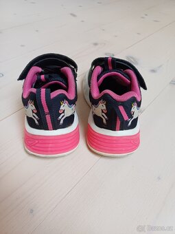 Dívčí blikací boty vel 24 - 2