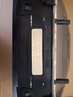 Octavia 1 polodot budíky - 2