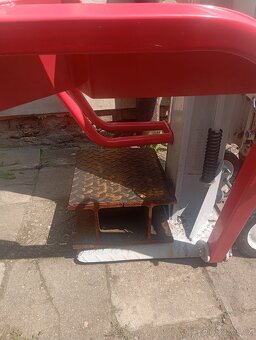 Půjčím štipačku ,ale i poštípu ". - 2