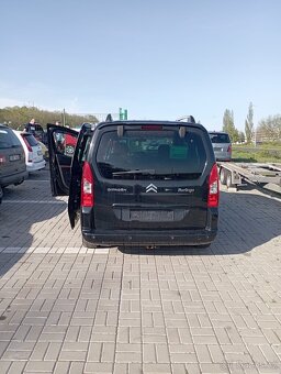 Citroen Berlingo , rok výroby 2009 1.6hdi multispace . - 2