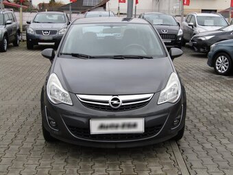 Opel Corsa 1.2 , 63 kW benzín, 2011 - 2