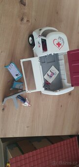 Schleich veterinární auto - 2
