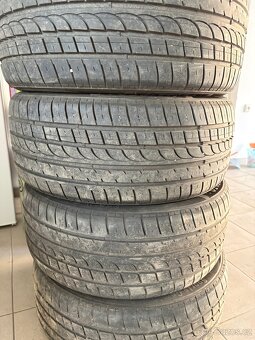 Letní pneu 235/45 R18 - 2