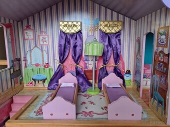 Domeček pro panenky - 2