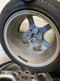 (EN/DE) ORIG Porsche sada ALU R17 5x130 + zim. pneu CONTI. - 2