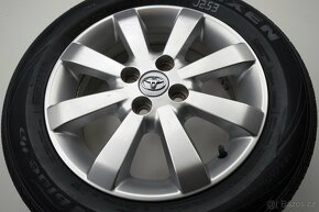 Toyota Yaris - Originání 15" alu kola - Letní pneu - 2