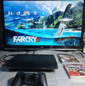 PlayStation 3 SuperSlim a 2 hry - 2
