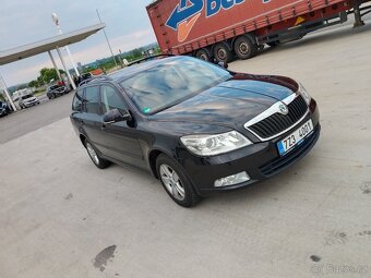 Škoda Octavia - 2