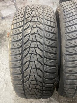 235/50R19 1400Kč - 2