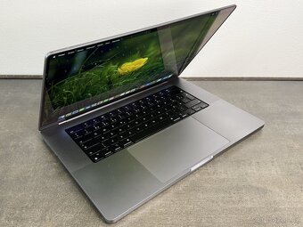 MacBook Pro 16'' 2021 / M1 Pro / 16GB / 512GB SSD - DPH - 2