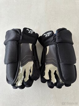 Hokejové rukavice 11” - 2