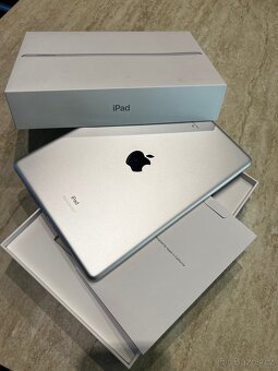 iPad 9th generation (64GB), 2021 + stylus - 2