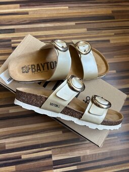 Zlaté pantofle Bayton - 2