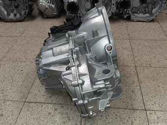 Převodovka Trafic Vivaro NV300 1.6 dCi PF6044 - 2