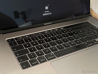 Macbook Pro 2019 Touchbar 16" i9 - 16GB RAM - 2