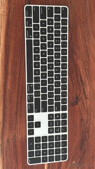 Magic Keyboard – US layout, černá, Touch ID. V zaruce - 2