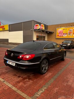 Volkswagen Passat CC - 2