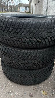 Zimní pneu NOKIAN TYRES SNOWPROOF 2 SUV 235 - 2