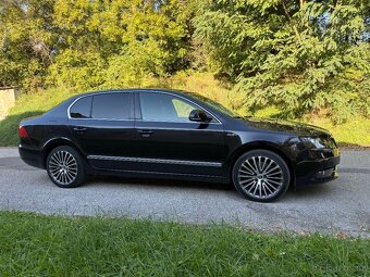 Škoda Superb II facelift 3.6 V6 FSI DSG 4x4 Lauri&klement - 2