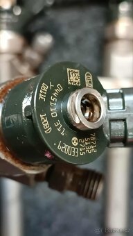 Vstřikovače BOSCH 0445110293 1.6 HDi 66kW - 2