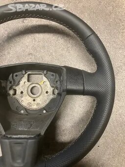 Nově renovovaný volant Škoda Octavia II RS 2004-2008. - 2