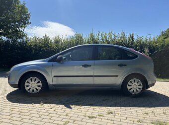 FORD FOCUS 1.6 74 KW TREND - BENZÍN - 2