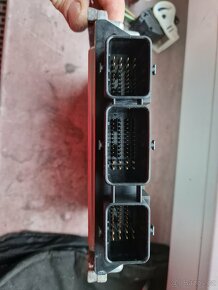 řídící jednotka FORD FOCUS 1.6 9M51-12A650-BH 0281017771 - 2