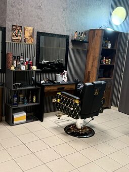 Holič-Barber na Křeslo - 2