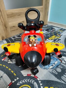 Hračky (svítící, hrající letadýlko) - 2