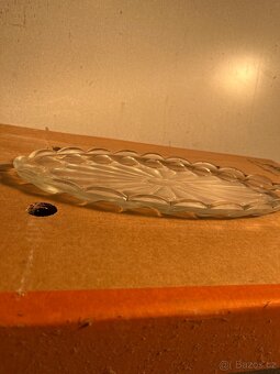 Oválná skleněná miska/tác - Broušený dekor - 2