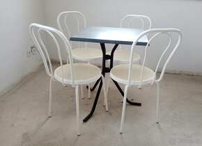 Stůl/stolová deska čtvercová - 2