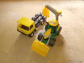 Traktorbagr a 2x Tatra na písek - 2