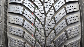 Zimní pneu 205/60/16 Continental - 2