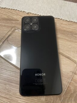 Honor X8 - 2