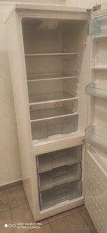 Lednice s mrazákem Beko - 2