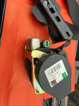 Mercedes Benz W211 pás - 2