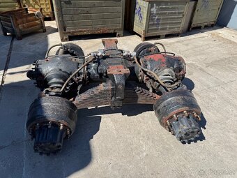 Dvojča Tatra 148 - 2