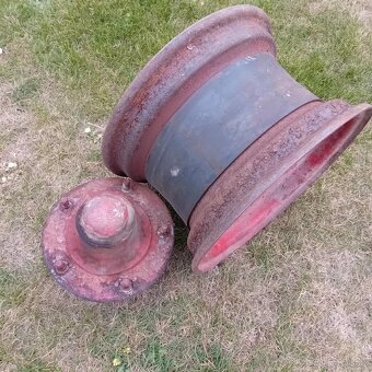 PRODÁM DISK 9X15 pětiděrový - 2