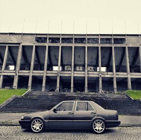 Lancia thema 2.0 16v - 2